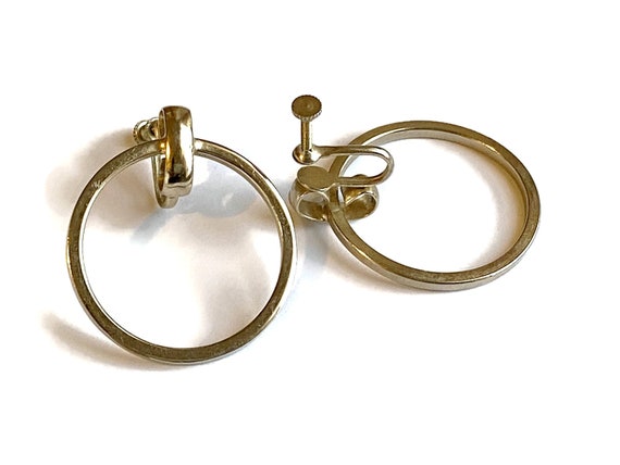 Vintage Hoop Gold Tone Screw Back Earrings - image 2