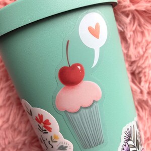 Adesivo per bottiglia d'acqua a forma di cupcake / fumetto / lavabile in lavastoviglie e resistente / 1,89"x3"