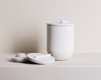 TAPA white straciatella concrete candle | organic essential oils | 3 lids | hand crafted |vegan|reusable container|eco friendly|aromatherapy