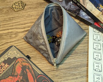 Grey Adventure ITA Zip Dice Bag - Tray Bag Dungeons and Dragons Pleather Cork Bundle Roleplaying Tabletop Games Coin Purse