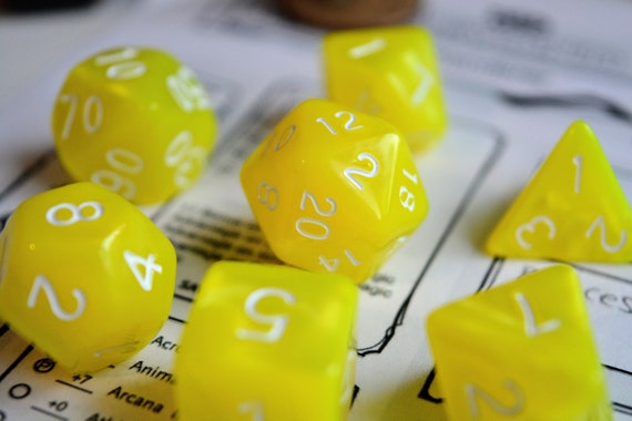 Roleplaying Bright Yellow Sherbet Marbled HD Dice Full 7 Piece Polyhedral RPG Dice Set Set of 7 Pathfinder Dungeons and Dragons D/&D
