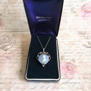 Wedgwood The Royal Wedding 1981 Prince Charles & Lady Diana Double-Sided Pendant Blue Jasperware HM Sterling Silver 925 in Original Box VGC