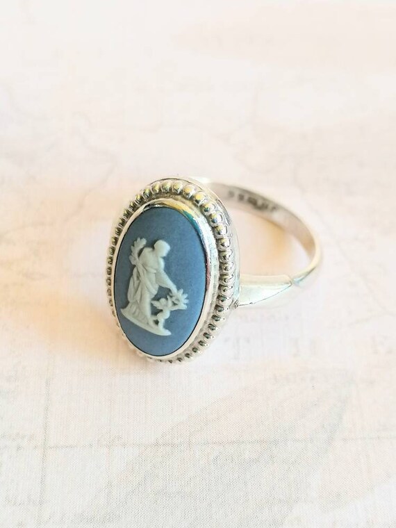 Vintage Wedgwood Ring Blue Jasperware Cameo of Venus … Gem