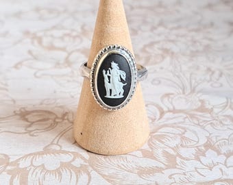 Vintage Wedgwood Diana The Hunter Ring Black Jasperware Cameo Sterling Silver c1970s Artemis Goddess & Stag Roman/Greek Mythology Gift Boxed
