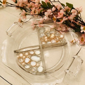 Vintage clear glass relish plate/divided glass dish/vintage divided candy dish/divided glass relish dish