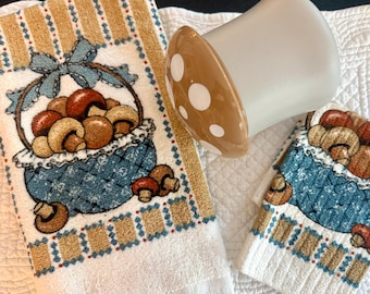 Vintage diskhandduk med svampmotiv/vintage frottémotiv/vintage kökshandduksset med svampmotiv från 70-talet/grannycore kökshandduksset