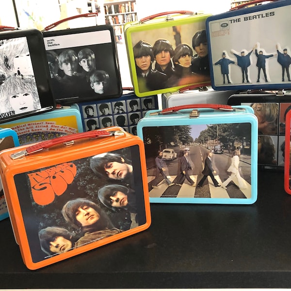 Beatles Apple Corp. lunch box/Beatles album cover lunch box/Beatles album covers/Revolver/Sargent Pepper/Beatles lunch box/Beatlemania