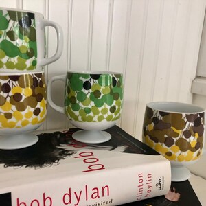 Vintage Danish Modern pedestal coffee mug set/mid century mod coffee mug set/mid century 4pc coffee mug set/Scandinavian mod coffee mugs image 7