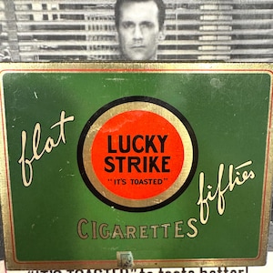 Scatola di sigarette Lucky Strike con bollo fiscale/Scatola di sigarette Lucky Strike con bollo fiscale/Scatola di sigarette vintage/Its Toasted/Mad Men/Scatola piatta vintage da 50