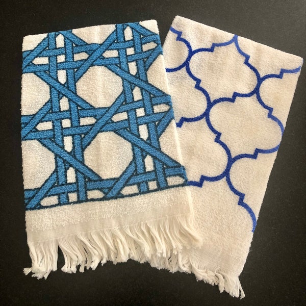 Vintage Moroccan terry dish towel/blue and white dish towel/vintage terry tea towel/vintage terry cloth dish towel/mid century Terry dish