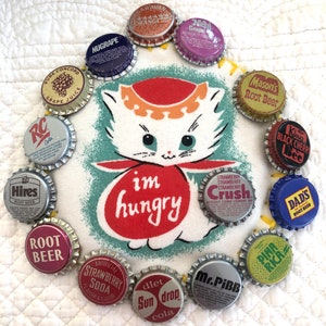 Mixed lot vintage 15pc bottle caps/mix of cork no cork bottle caps/Nesbitts cap/crush cap/caravan bottle cap