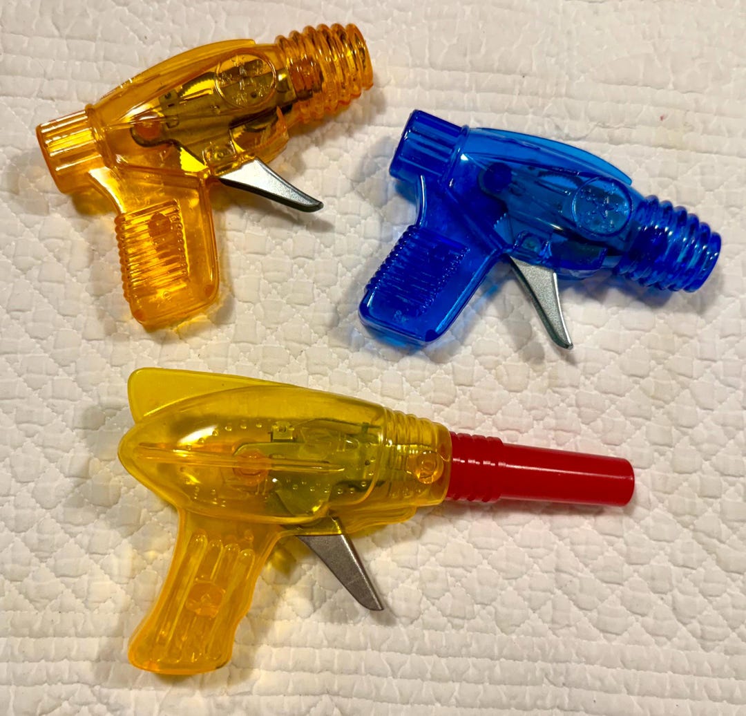 VINTAGE SPACE RAY TOY GUN WORKS TIN JAPAN 1-G | eBay