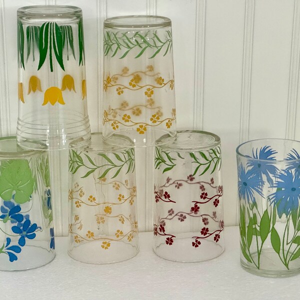 Vintage swanky swig juice glass set /swanky swig floral 5 pc juice glass set/vintage flower juice glasses