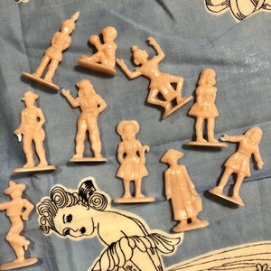 Vintage pink people 10pc/miniature gum-ball people/celluoid pink people/100 dolls pink people/mini pink people