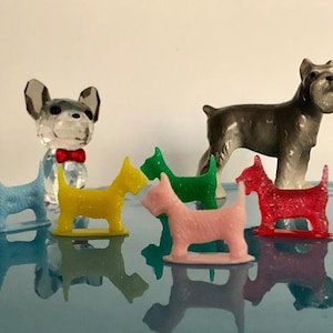 Vintage Scottie plastic 6pc charm/gumball mini dog/Hong Kong dog Toys/mini plastic terrier/tiny Scottie vending charm/Scottie dog