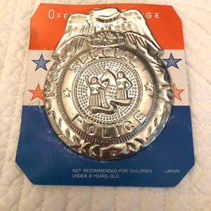 Vintage toy police badge/tin police badge/made in Japan tin police badge
