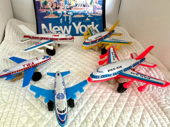 flugzeug dildo Cooee Stunt Glider, Schaumstoff-Flugzeug-Spielzeug – Sport Depot Shop main image 1