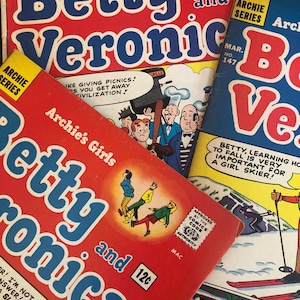 Vintage Archie’s Comic book/Betty and Veronica comic book/Archie Betty and Veronica comic/cartoon comic book/1970s comics