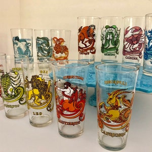 Psychedelic Arbys zodiac tumblers by Beverly 1976/Astrological sign drinking glass/