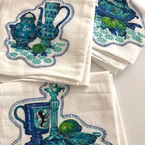 Vintage flour sack tea towel/hand stitched flour sack kitchen towels/hand made flour sack towel/vintage kitchen tea towel
