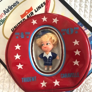 Klone Airline Puppe / Klone Airline Puppe / Klone Airline Puppe / Klone Fliegerpuppe / Vintage Mini Puppe im Portemonnaie Hong Kong /