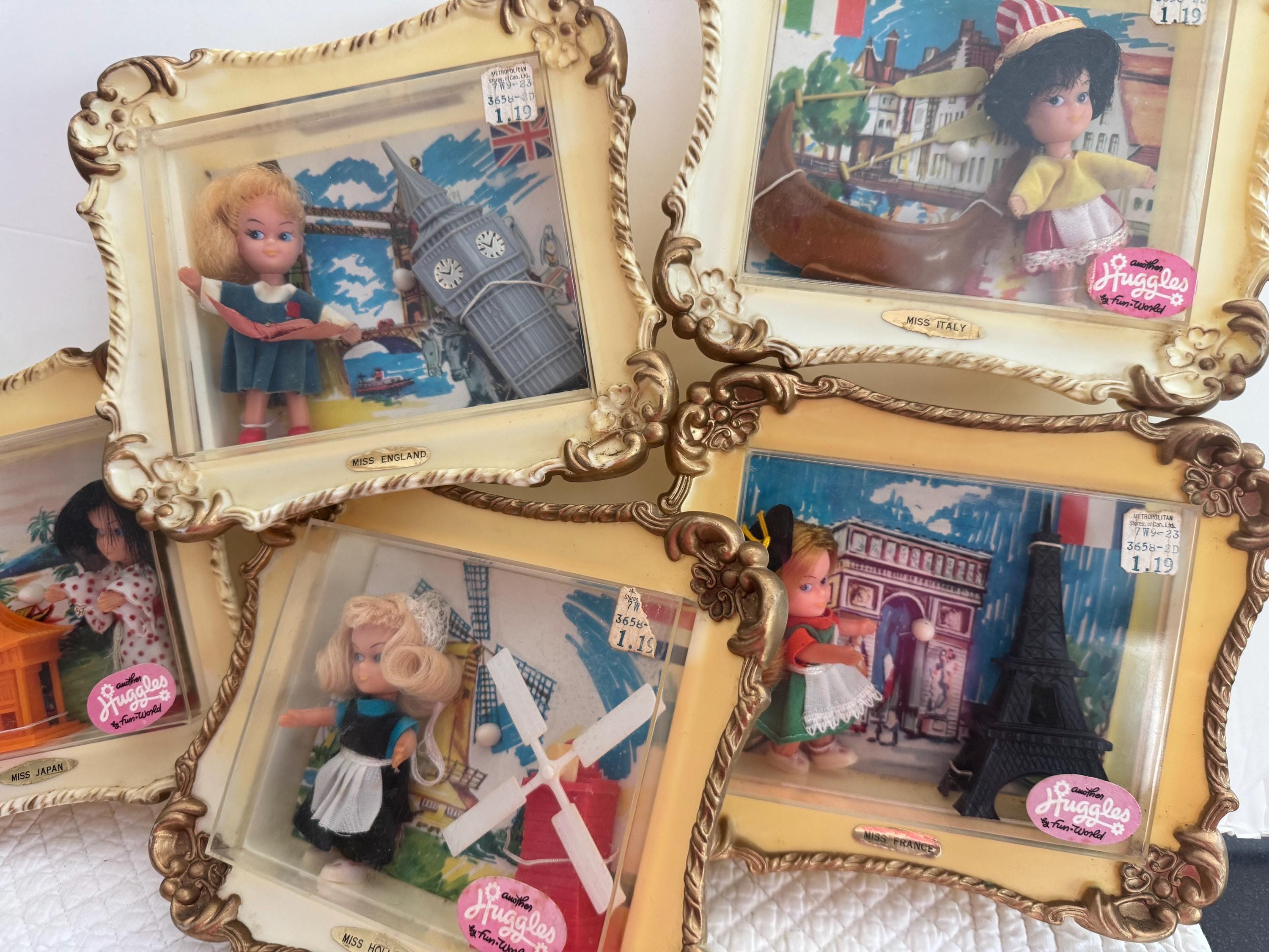 Liddle Kiddles Klone International Dolls in Frame/kiddle Clone All