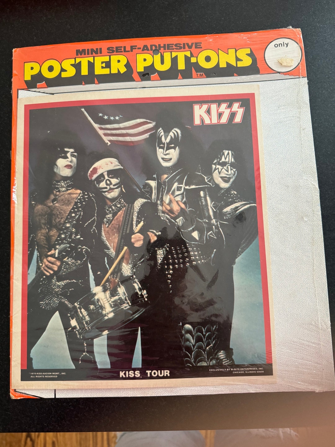 Vintage Kiss Wall Sticker/kiss Mini Poster Sticker/kiss Put on Stick ...