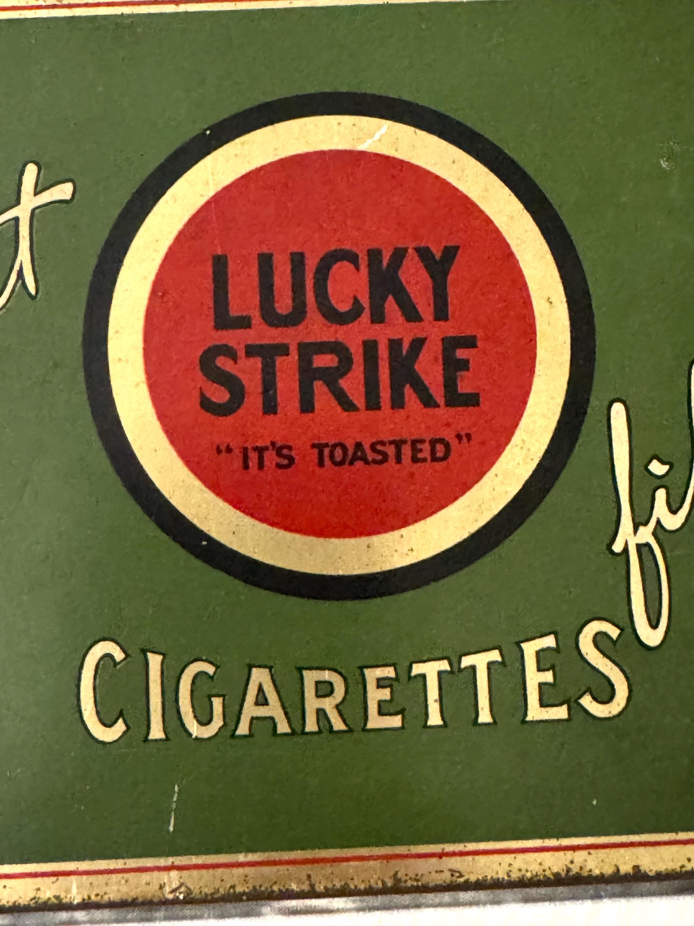 ラッキーストライクのタバコ缶（税印付き）/ラッキーストライクの