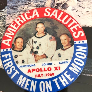 Apollo 11 man on the moon pin/apollo 11 neil Armstrong/moon landing souvenir pin 69/moon landing astronauts/first men on moon