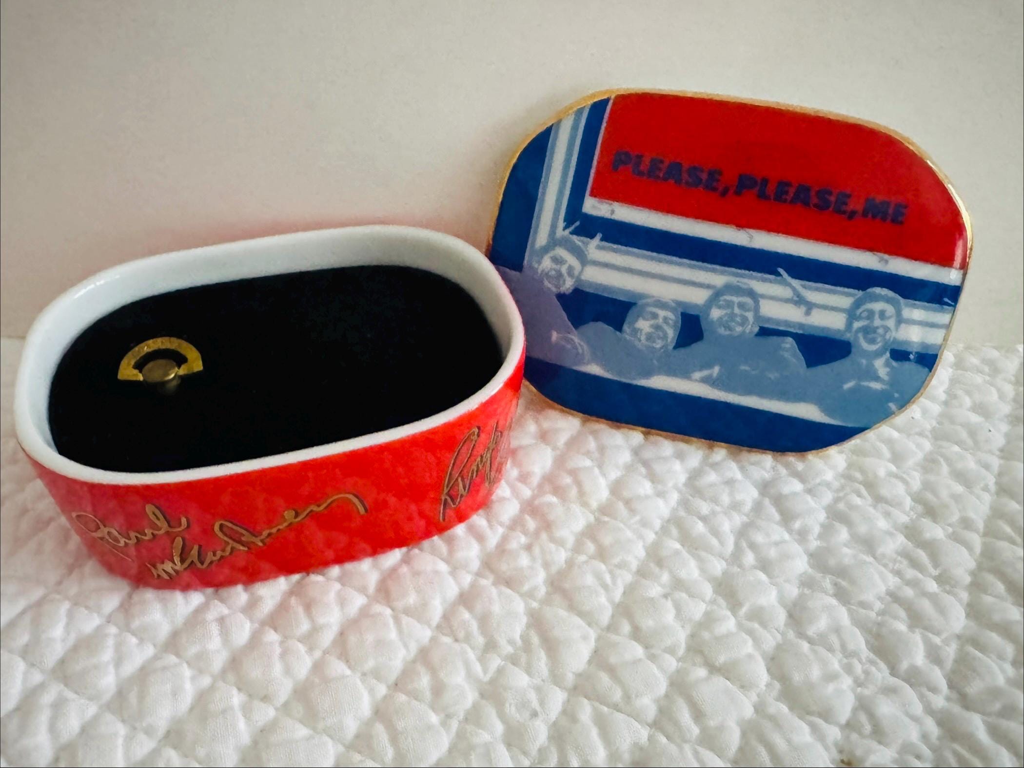 Vintage Beatles Music Box/the Beatles Trinket Box/franklin Mint