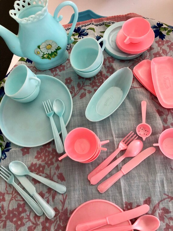 pink plastic tea set