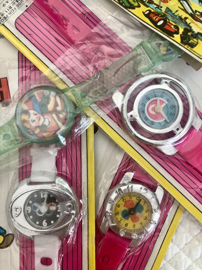 Vintage Toy Watch/Girls Toy Watch/Vintage dime store watch/pretend toy watch/50th birthday favor/60th birthday image 7