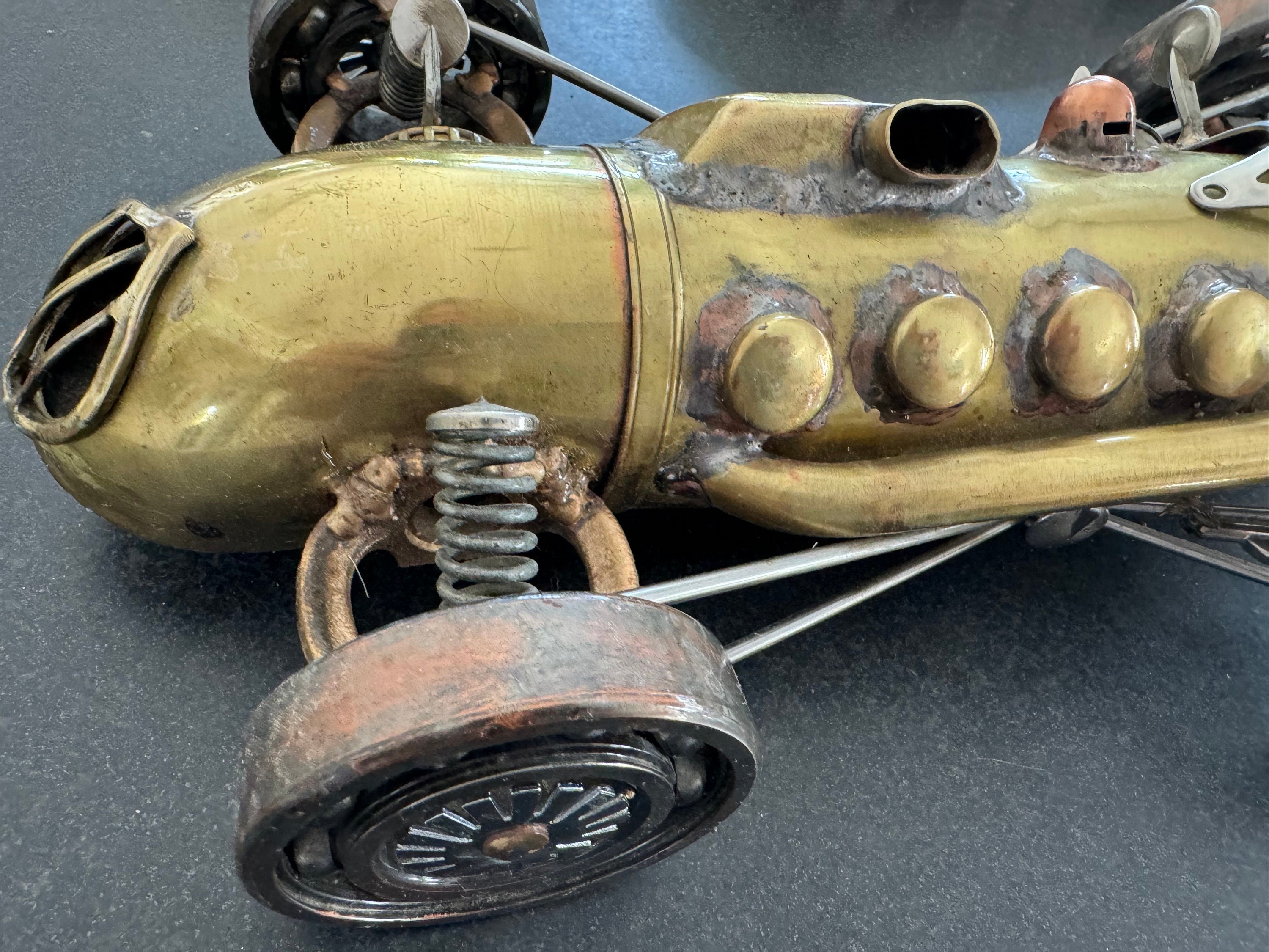 ★【Undermycar】WORKERS DISTRESSED DIRTY PAINTING CARPENTE.R Stream Punk Race Car/artisan Made Steam Metal Race Car