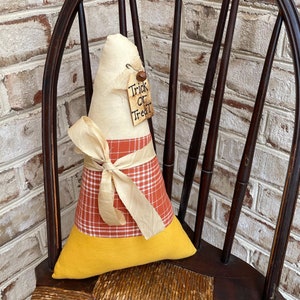 Large Candy Corn Pillow, Primitive Candy Corn Decor, Shelf Sitters Fall, Primitive Halloween Decor, Farmhouse Fall Decor, Fall Hostess Gift