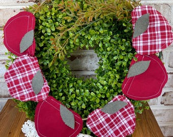Apple Garland For Classroom, Fall Apple Garland, Primitive Apple Garland, Farmhouse Apple Decor, Back to School Decor, Teacher Apple Gifts