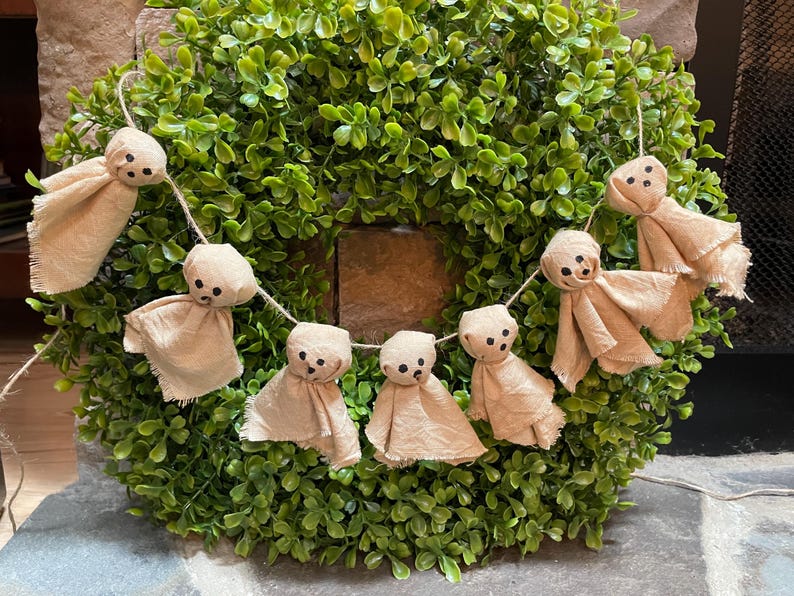 Primitive Ghost Garland For Halloween, Primitive Ghost Decoration, Rustic Halloween Garland, Spooky Mantel Banner, Halloween Farmhouse Decor image 18