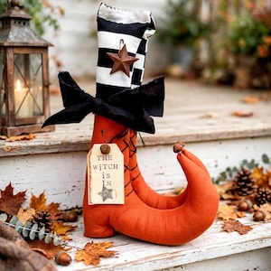 Primitive Witch Boots, Gothic Witch Boots, Witch Shoes Decor, Witch Shelf Sitter, Witch Boots Decor, Halloween Farmhouse Decor, Orange Witch