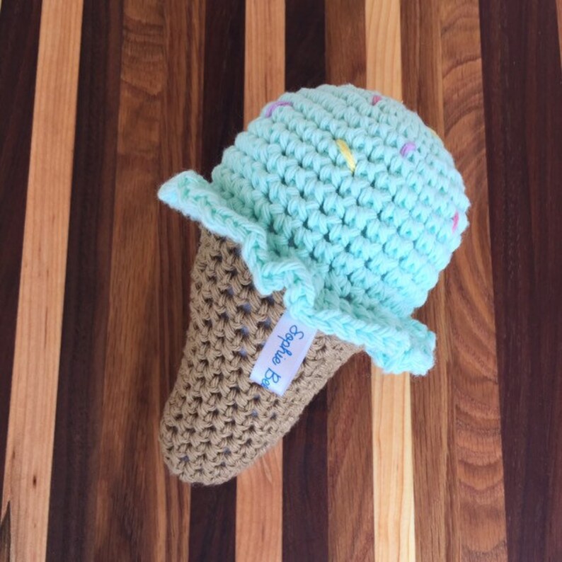 Soft Baby Toys Mint Ice Cream Baby Rattle Ice Cream Cone Crochet Teether Eco Friendly Summer Baby Shower Gift Play Food Ice Cream