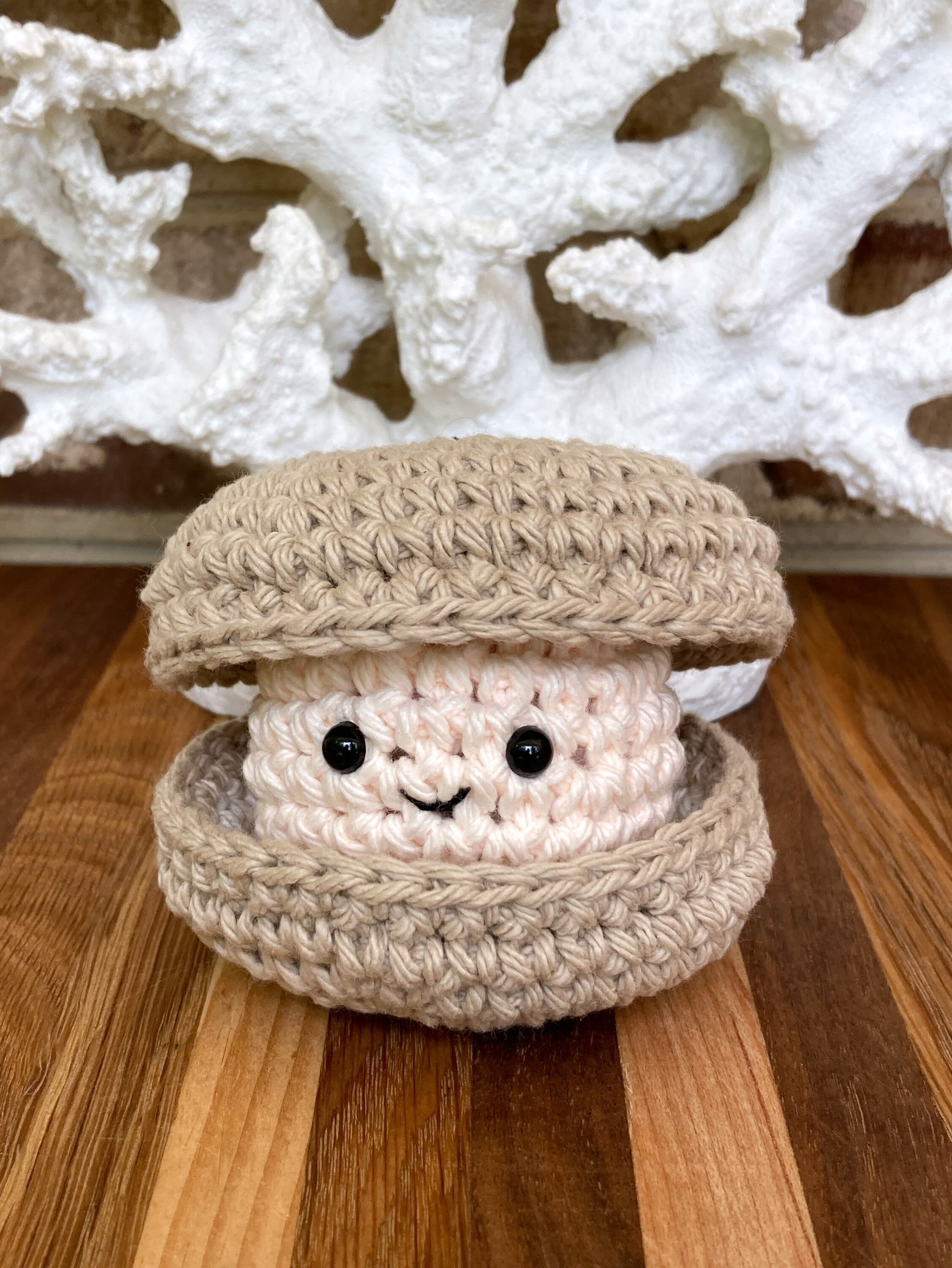 Clam Shell Cubbies Clam Shell Plushie, Kawaiis Seashells, Clam Fidget, Crochet Clam Plush ...