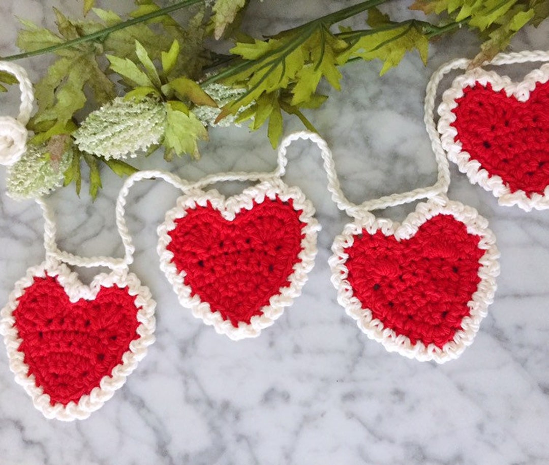 Valentines Day Heart Garland, Red Heart Garland, Farmhouse Valentines