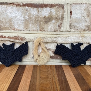 Bat Decorations Garland, Primitive Bats, Farmhouse Halloween Decor, Spooky Bat Stuff, Autumn Birthday Gifts For Friend, Bat Lover Gift