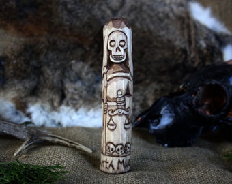 Wooden figurine of demoness SANTA MUERTE. Deity of death. Figurine for rituals. Black magic.