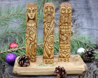 Set Odin Freya and Thor with Wooden Altar. Handcrafted Vikings Statues.(7 inches)