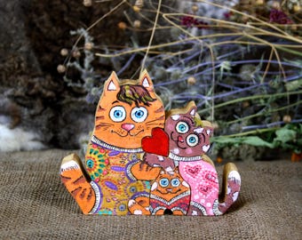 Handmade Wooden Cats Family Puzzle: Painted Pine Decor