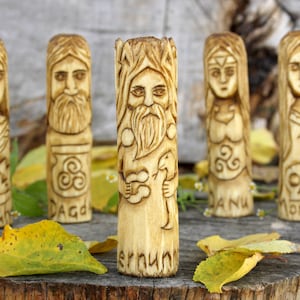 Small wooden statue of CERNUNNOS. Celtic god. Wiccan, wicca, altar, druid, witchcraft, gaelic . God CERNUNNOS