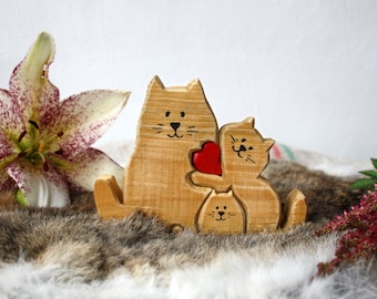 Handmade Wooden Cats Family with 1 child Puzzle: Pine Animal Home Decor