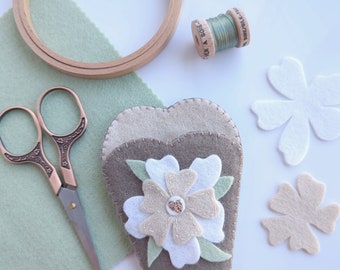 Blush Meadow Floral Scissor Case & Stainless Steel Embroidery Scissors