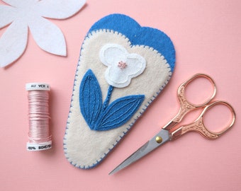 Felt Floral and Indigo Scissor Case & Stainless Steel Embroidery Scissors