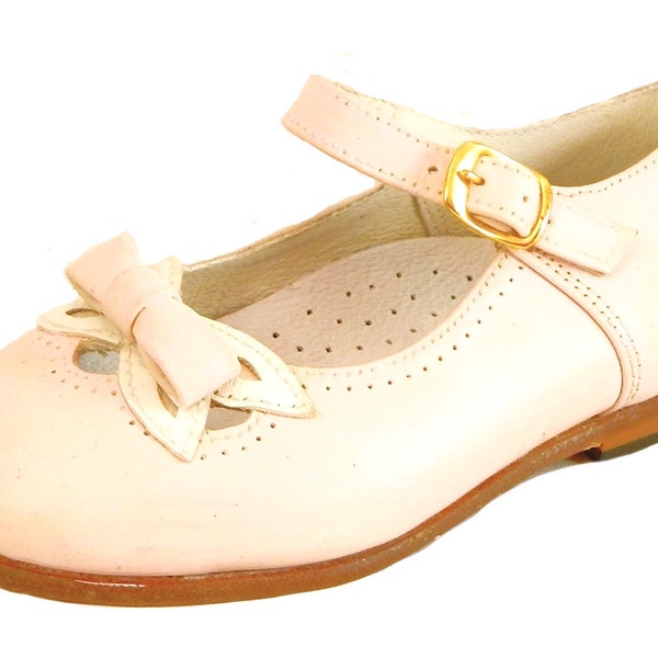 DE OSU -Spain -Vintage Baby Toddler Girls Pink & White Leather Bow Dress Mary Jane Party Shoes -European 23 - Size 6.5