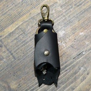 Bat key ring,Goth key chain, leather key chain,key chain,key ring,key,coffin,vampire,gothic